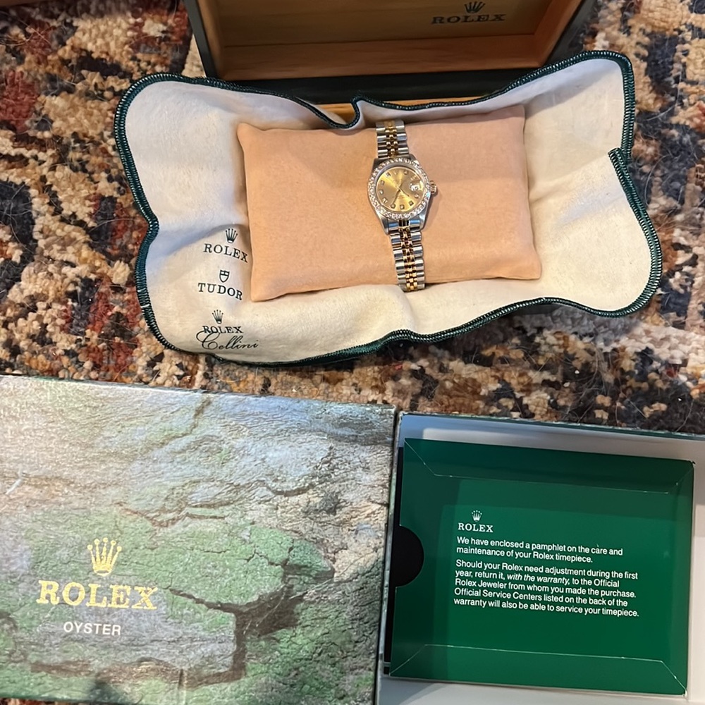 Rolex Diamond Dial and Bezel Oyster Datejust Wristwatch - Picture 6 of 6